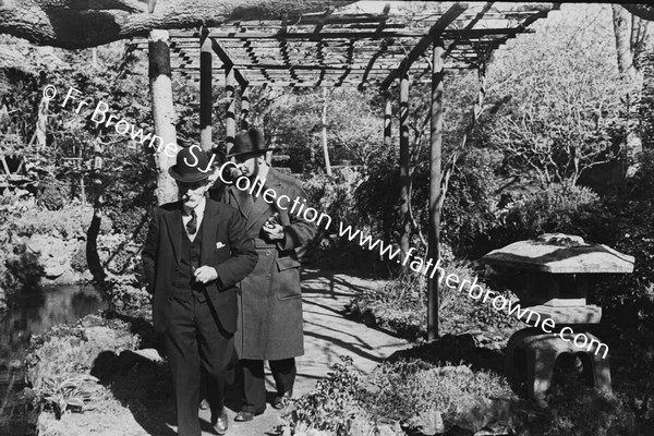 JAPANESE GARDENS WITH VISITORS